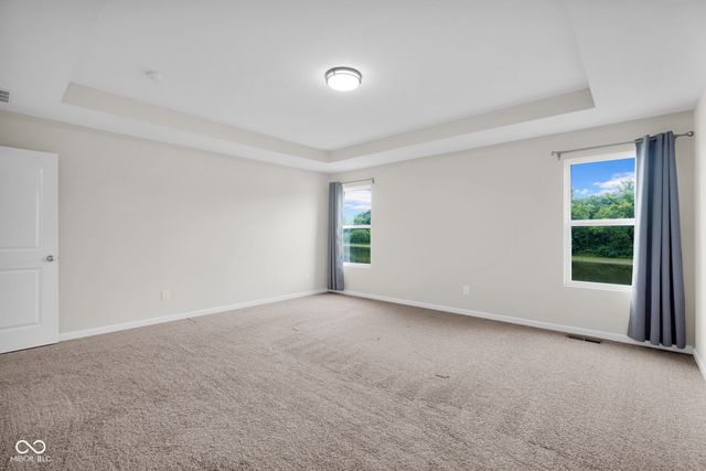 2241 Creek Bank Drive, Columbus, IN 47201