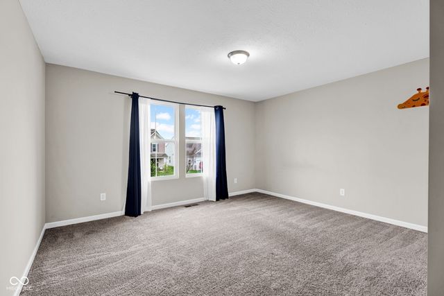 2241 Creek Bank Drive, Columbus, IN 47201
