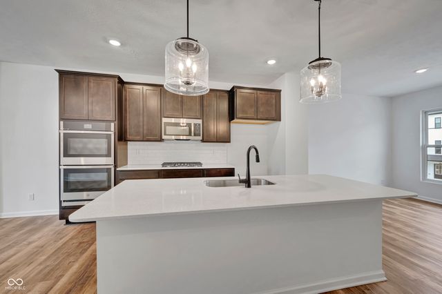 4498 Yellowwood Avenue, Brownsburg, IN 46112