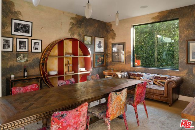 2819 S Canfield Avenue, Los Angeles, CA 90034