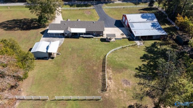 4825 Indian Hills, Decatur, AL 35603