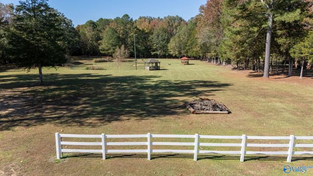 4825 Indian Hills, Decatur, AL 35603