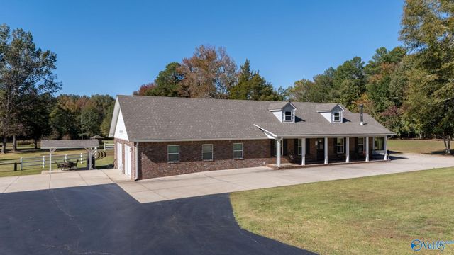 4825 Indian Hills, Decatur, AL 35603