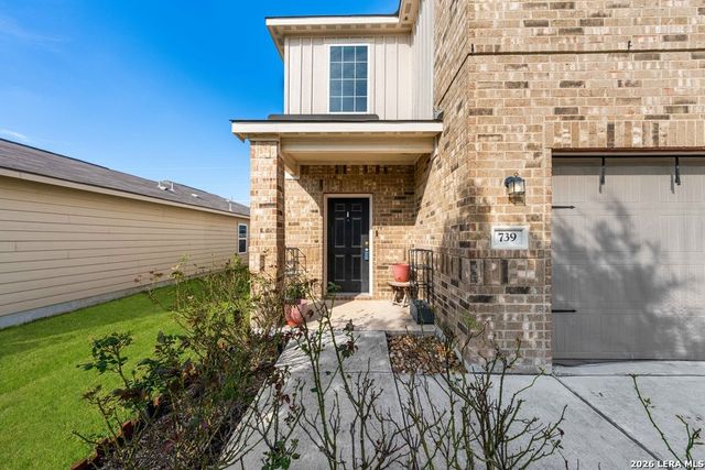 739 Veloway Trail, New Braunfels, TX 78132