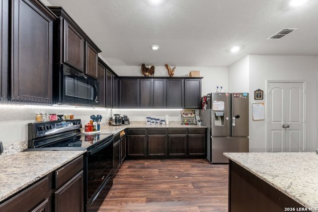 739 Veloway Trail, New Braunfels, TX 78132