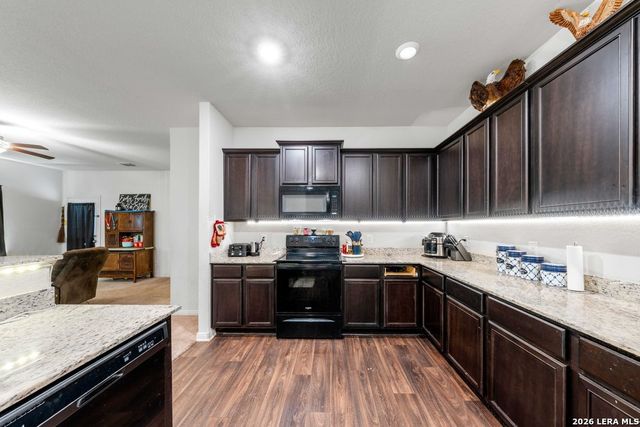 739 Veloway Trail, New Braunfels, TX 78132
