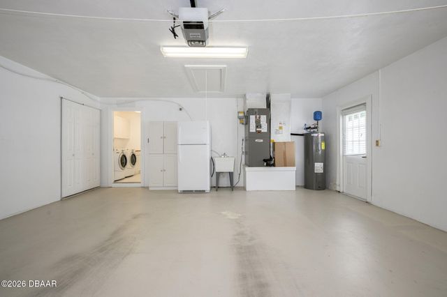 1052 Azalea Pointe Drive, Port Orange, FL 32129