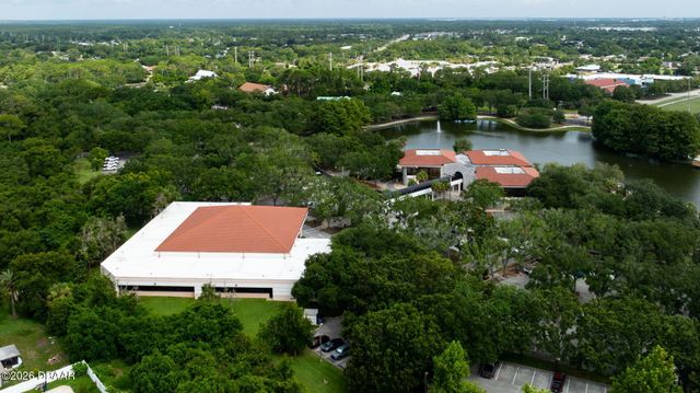 1052 Azalea Pointe Drive, Port Orange, FL 32129