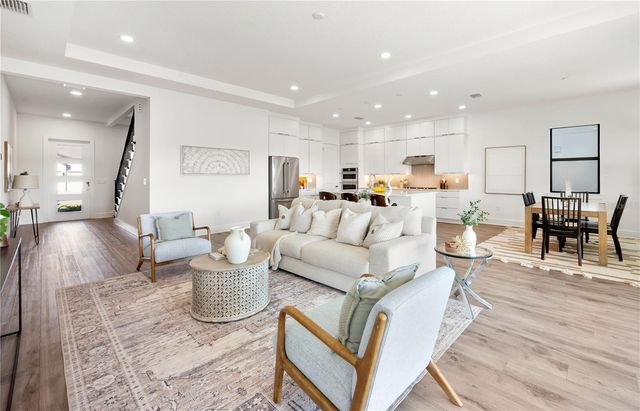 2592 WATERFRONT CIRCLE, Sarasota, FL 34240