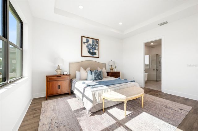 2592 WATERFRONT CIRCLE, Sarasota, FL 34240