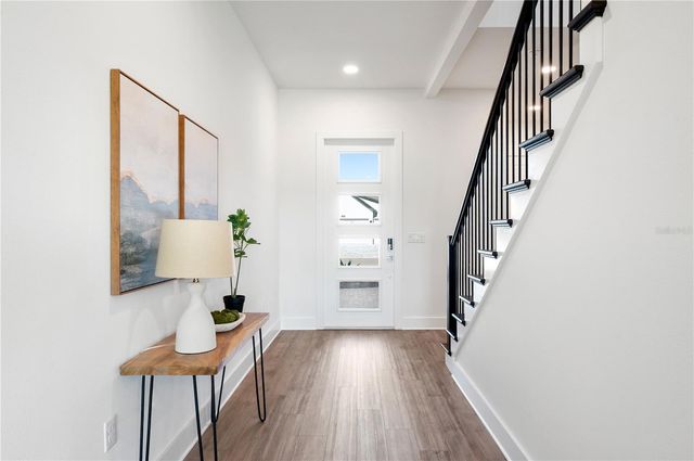 2592 WATERFRONT CIRCLE, Sarasota, FL 34240