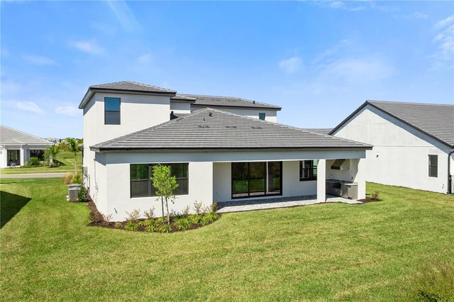 2592 WATERFRONT CIRCLE, Sarasota, FL 34240