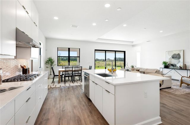 2592 WATERFRONT CIRCLE, Sarasota, FL 34240