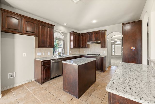 1300 Spanish Needle Trail, Fort Worth, TX 76177