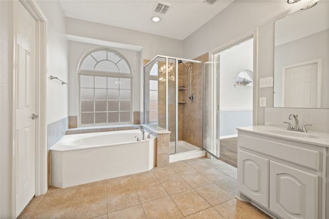 1300 Spanish Needle Trail, Fort Worth, TX 76177