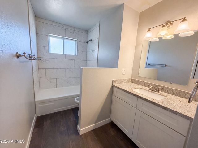1430 E FLOSSMOOR Avenue, Mesa, AZ 85204