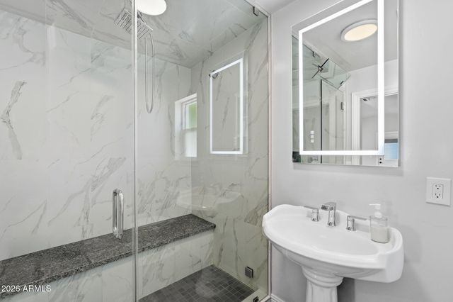 5536 E BEVERLY Lane, Scottsdale, AZ 85254