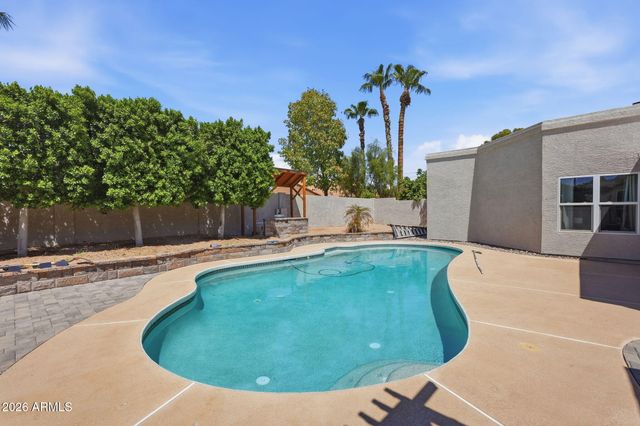 5536 E BEVERLY Lane, Scottsdale, AZ 85254