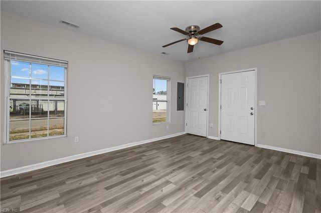 926 W 26th ST, Norfolk, VA 23517