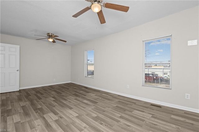 926 W 26th ST, Norfolk, VA 23517