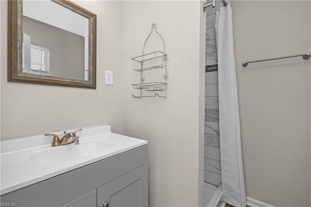 926 W 26th ST, Norfolk, VA 23517