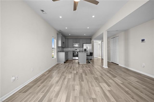 926 W 26th ST, Norfolk, VA 23517