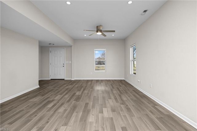 926 W 26th ST, Norfolk, VA 23517