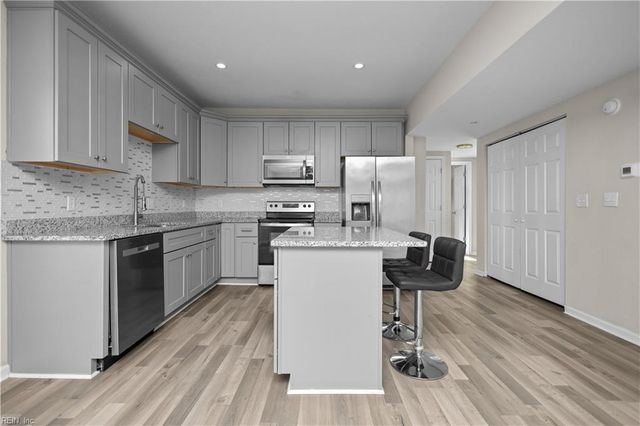 926 W 26th ST, Norfolk, VA 23517