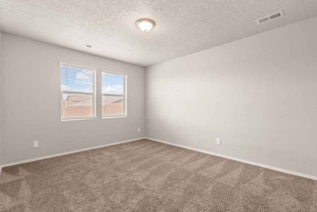 Image 13 of property listing at 2001 Canyon Wren Court SE, Albuquerque, NM 87123