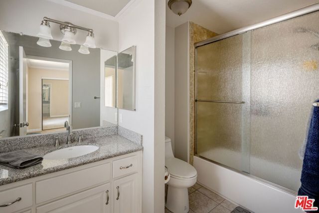 154 N Meridith Avenue 7, Pasadena, CA 91106
