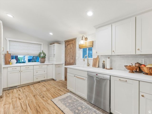 1208 W 4800 S, Taylorsville, UT 84123