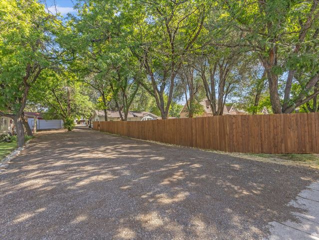 1208 W 4800 S, Taylorsville, UT 84123