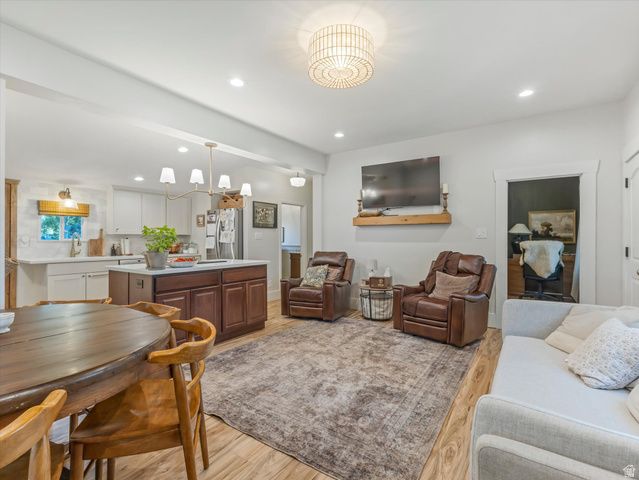 1208 W 4800 S, Taylorsville, UT 84123
