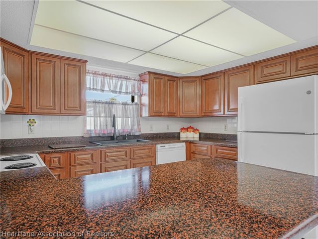 201 Dove Avenue, Sebring, FL 33870