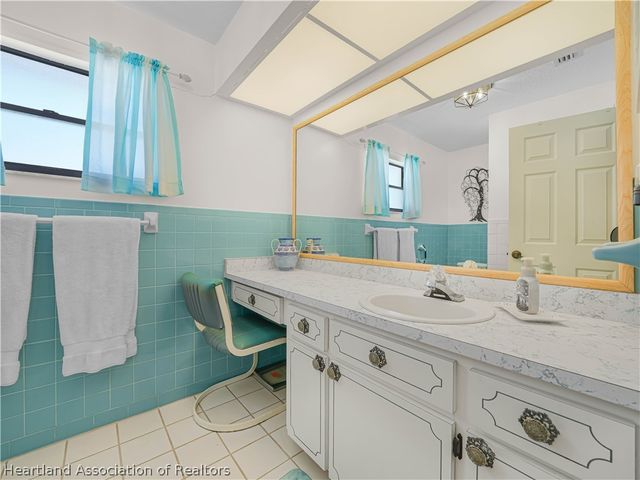 201 Dove Avenue, Sebring, FL 33870