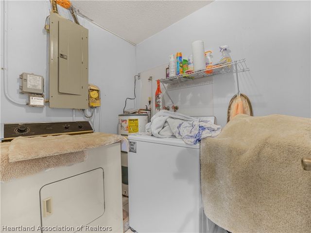 201 Dove Avenue, Sebring, FL 33870