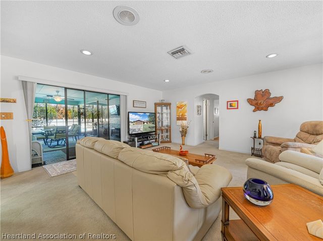 201 Dove Avenue, Sebring, FL 33870