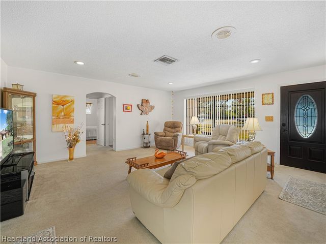 201 Dove Avenue, Sebring, FL 33870