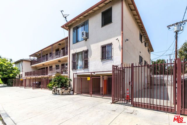 502 N Serrano Avenue, Los Angeles, CA 90004