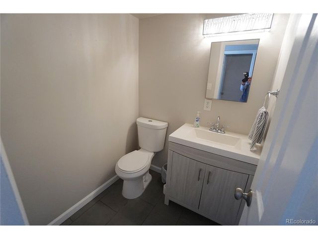 5677 S Lowell Blvd, Littleton, CO 80123