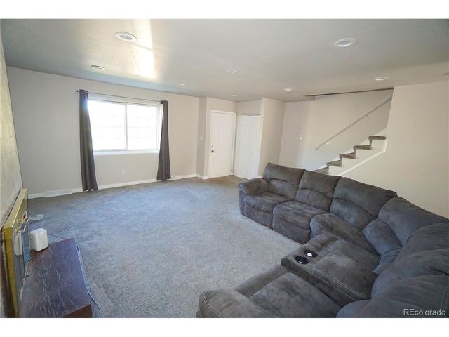 5677 S Lowell Blvd, Littleton, CO 80123