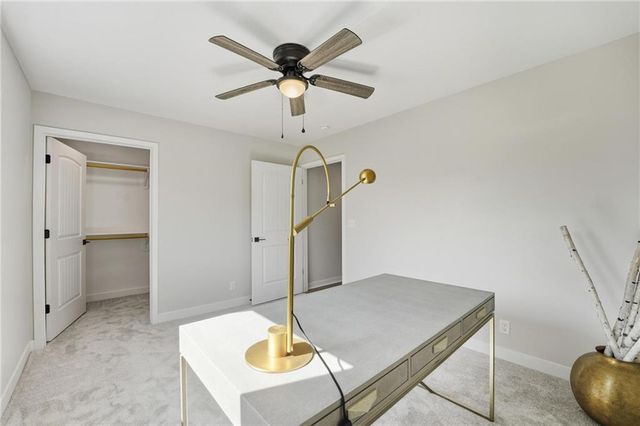 211 NW Orchard Court, Lee's Summit, MO 64063