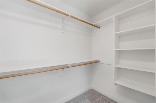 211 NW Orchard Court, Lee's Summit, MO 64063