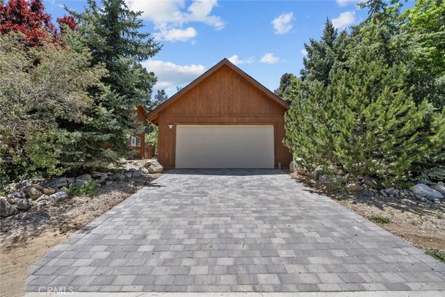 14329 Voltaire Drive, Pine Mountain Club, CA 93225
