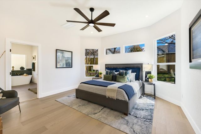 10217 Lindshire LN, Austin, TX 78748