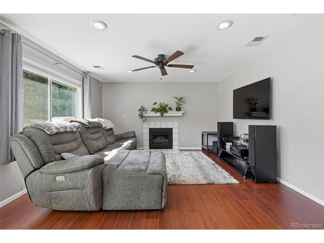 5035 S Genoa St, Aurora, CO 80015