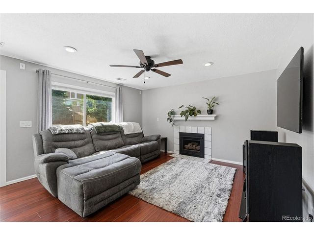 5035 S Genoa St, Aurora, CO 80015