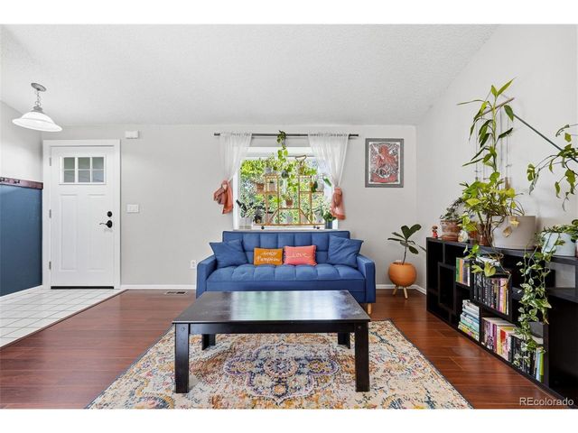 5035 S Genoa St, Aurora, CO 80015