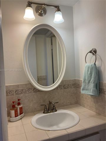 10801 SW 109th Ct D316, Miami, FL 33176