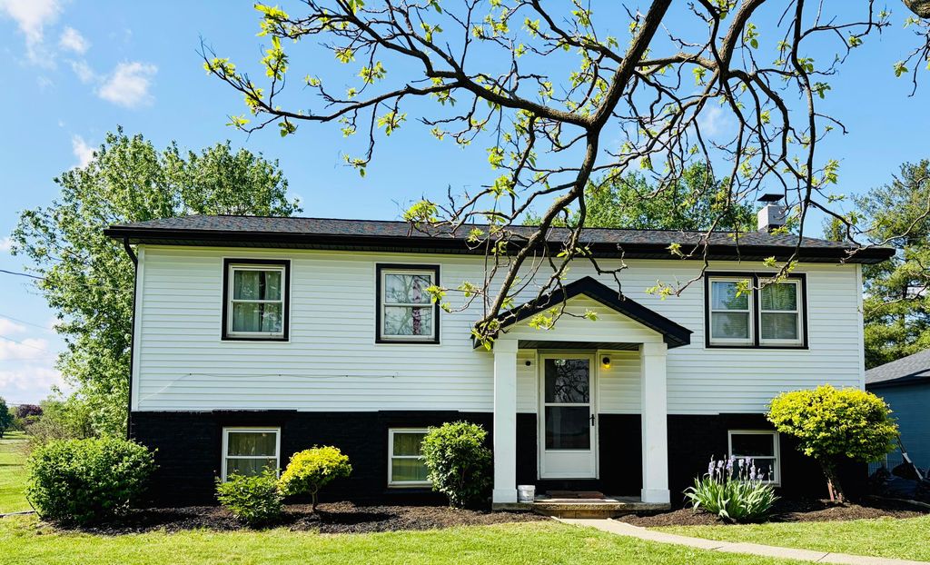 9061 US Highway 42 N, Plain City, OH 43064